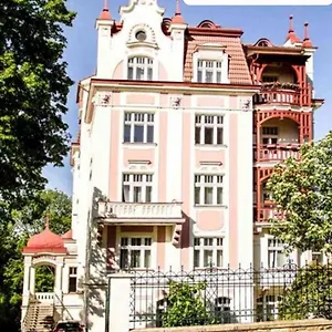 Apartment Bayer