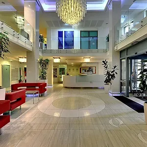4* Отель St. Joseph Royal Regent